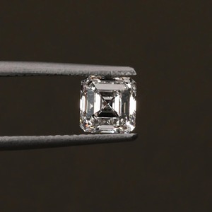 Fabricant de diamants cultivés en laboratoire 4,5 carats Asscher D SI1 Certifié IGI CVD 3EX Coupe excellente pour les grossistes et importateurs de diamants - Product Image 2
