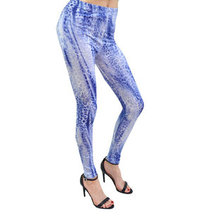 Leggings de compression populaires pour femme, avec design de doublure, taille haute, effet push-up fessier, personnalisables, pour la gym - Product Image 5