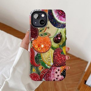 Étui de téléphone portable classique en satin écologique avec perles de cristal, antichoc, avec cordon et accessoire pour sac à dos - Product Image 1