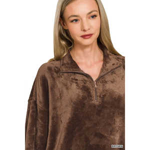 Jersey de piel sintética para mujer Zenana con bolsillo con media cremallera Cozy Chic Outerwear - Product Image 3