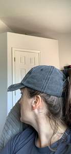 Casquette de baseball unisexe réglable à 5 panneaux en tissu maillé à séchage rapide, en jersey Oxford, avec décoration nœud et style chignon désordonné haut - Product Image 2