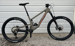 Offre promotionnelle 2024 Santi Cuz Megatower 2 Xt Jenson Exclusive Xl Bike Matte Nickel Vélo de montagne neuf - Product Image 6