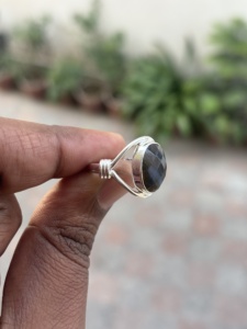 Anillo de Labradorita Natural de Primera Calidad, Forma de Paz, Plata de Ley 925, Hecho a Mano, Joyería Clásica para Regalo de Boda - Product Image 2