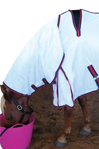 Couverture de cheval imperméable et polyvalente, tendance et personnalisable, avec sangle et boucle, pour l'hiver, avec ajustement premium - Product Image 2