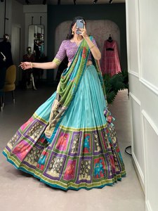 Nuevo hermoso diseño Kalamkari impreso con papel de aluminio estilo Gujarati suave Tussar seda Lahenga Choli Para Boda y fiesta especial - Product Image 5