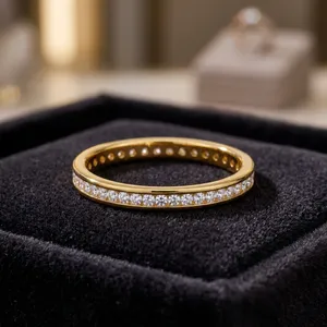 Bague éternité en or 10 carats avec diamants ronds, fabricant de bijoux en gros - Product Image 3