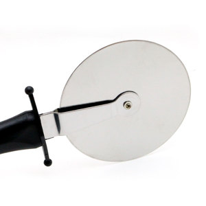 Stocked Compact Stainless Steel Non-Slip Pizza <b>Cutter</b> Wheel 6.8cm Safety Guard Kitchen Dough Slicer Home Bakery - Product Image 3