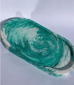 ถาดเสิร์ฟเรซิ่นลายตกแต่ง สำหรับการรับรองแขกอย่างมีระดับ ช่วยเพิ่มประสบการณ์การจัดเลี้ยงด้วยสไตล์หรูหรา - Product Image 2