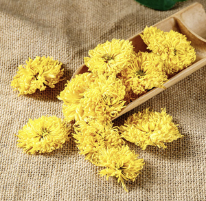 โรงงานส่งออกดอกเบญจมาศแห้ง เวียดนาม วัตถุดิบดอกไม้ธรรมชาติสำหรับชงชา ตกแต่งอาหาร จำหน่ายจำนวนมาก - Product Image 3