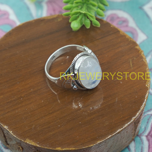 Bague en pierre de lune naturelle, faite à la main, en argent sterling 925, cabochon ovale, style vintage bohème, bijou statement, cadeau de Noël - Product Image 4