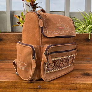 Sac à dos pour ordinateur portable unisexe en cuir suédé taillé à la main de style occidental sac à dos à fleurs de luxe en cuir fait main - Product Image 3