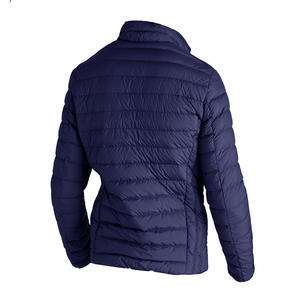 Veste matelassée pour homme, vêtements d'extérieur isolés pour l'hiver, conçue pour un usage urbain, confort en extérieur et usage quotidien - Product Image 5