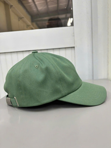 Gorra de Béisbol Clásica y Cómoda, Personalizable con Logotipo, Sin Estructura, de 6 Paneles, de Algodón, para Ciclismo y Uso al Aire Libre, Hecha en Fábrica en Vietnam - Product Image 4