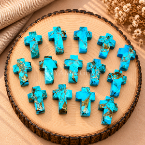Pendentif sculpté à la main en forme de croix en cuivre et turquoise 15x10mm pour la fabrication de bijoux, la lithothérapie, l'énergie Reiki, vente en gros - Product Image 3