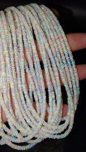 Perles Rondelles en Opale de Feu Naturelle d'Éthiopie Grade AAA, Lisses, 4mm, Fil de 16 Pouces, Fournisseur en Gros pour la Fabrication de Bijoux - Product Image 4