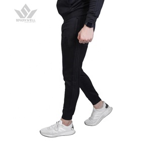 Conjunto Deportivo Ligero 2 en 1 con Capucha Negra para Hombre, Sudadera con Cierre Completo y Pantalones Deportivos de Secado Rápido, Corte Regular, Ropa Deportiva para Otoño - Product Image 4