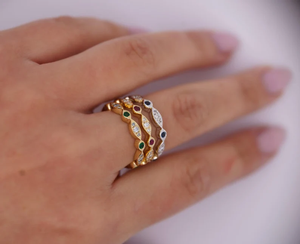 Bagues d'éternité en or 10K pour femmes avec pavé de diamants, design géométrique, pierre de naissance de mai, bijoux de fiançailles - Product Image 1