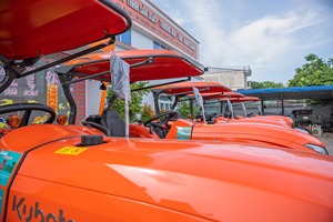 สำหรับรถแทรกเตอร์ L5228 52 แรงม้า ขับเคลื่อน 4 ล้อ อุปกรณ์การเกษตรสมัยใหม่คุณภาพสูง เกียร์เครื่องยนต์คุณภาพสูง รับประกัน 1 ปี ข้อเสนอสุดพิเศษ - Product Image 4