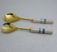 Ensemble de serveurs à salade de luxe avec manche en résine, cuillère et fourchette en acier inoxydable, ustensiles de cuisine haut de gamme pour restaurant et hôtel