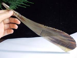 1. Vente en gros de peignes en corne naturelle, collection artisanale pour les soins des cheveux - Product Image 5