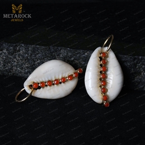 Pendentif en Or Jaune 14 carats avec Coquillage Cauris Naturel et Pierre Précieuse Corail, Bijoux Fins en Gros - Product Image 4