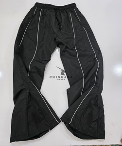 Ensemble de survêtement streetwear coupe-vent léger imprimé sur mesure avec short d'hiver et pantalon en coton - Product Image 3