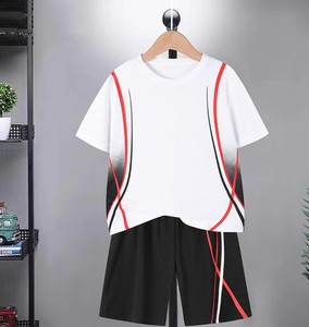 Ensembles de vêtements unisexes pour enfants d'automne, coupe-vent, sportifs, avec t-shirt à col montant à manches courtes et short imprimé pour tenues de sport - Product Image 2