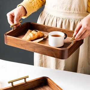 Plateau décoratif rustique de style farmhouse, plateau de service en bois fait main, plat vintage minimaliste de qualité supérieure - Product Image 3