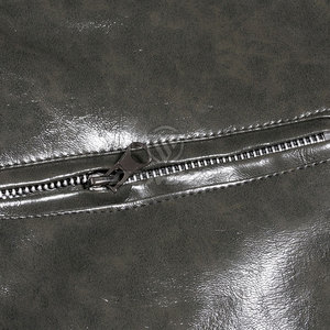 Veste en cuir sur mesure fabriquée au Pakistan, design personnalisé, prix raisonnable, qualité supérieure, veste d'hiver pour homme - Product Image 4