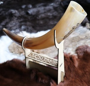 Corne à boire artisanale en corne de buffle, thème rustique, élégante corne à boire viking polie de haute qualité - Product Image 1
