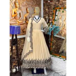 Robe de soirée pour femmes styliste avec Sharara et Dupatta Ensemble élégant - Product Image 1