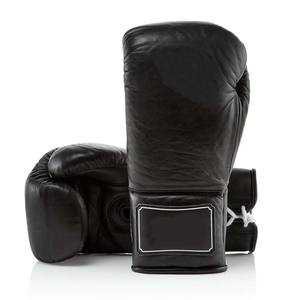 Gants de boxe en cuir blanc et rouge durables à lacets pour compétition de combat au ring, personnalisables avec logo OEM, pour le kick-boxing et les arts martiaux - Product Image 5