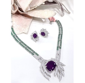 Ensemble collier et boucles d'oreilles de créateur de qualité supérieure avec pierres CZ, plaqué argent, pour femme, idéal pour fiançailles, anniversaire, mariage - Product Image 1