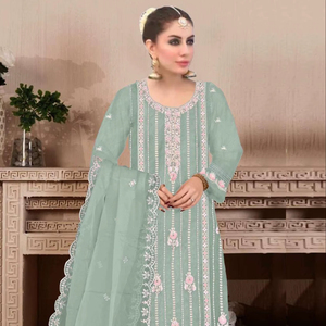 ชุดสูทมิดิแบบกึ่งสำเร็จรูปผ้าวิสโคสปักลาย สำหรับงานปาร์ตี้ งานแต่งงาน และงานดิวาลี - Product Image 1