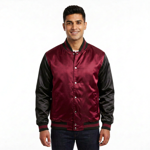 Vêtements d'extérieur matelassés personnalisés de style universitaire 220 GSM pour les marques de streetwear, collections en gros - Product Image 4