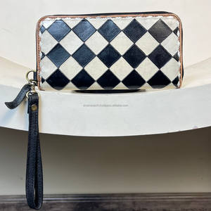 ชุดคำสั่งผสมของคลัทช์สายรัดข้อมือหนังลายตารางของผู้หญิงดีไซน์หรูหรา - Product Image 6