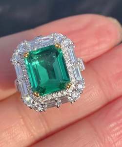 Bague de fiançailles et de mariage classique en argent sterling 925 plaqué or rose avec émeraude de laboratoire et zircon cubique étincelant – Bijou de luxe en pierres précieuses - Product Image 2