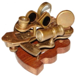 Bonne qualité Sextant boussole en laiton nautique Marine solide Antique dans une boîte en bois cadeau Antique Design boîte nautique en laiton boussole - Product Image 2