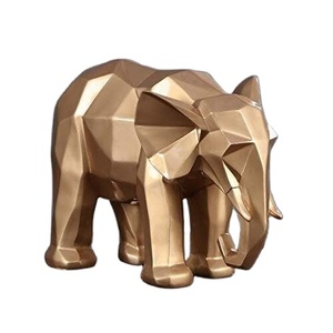 Sculpture d'éléphant moderne en or rose, objet décoratif minimaliste en métal pour la maison, le bureau et la décoration intérieure de luxe - Product Image 2