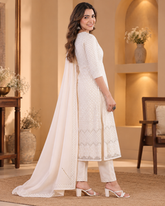 Conjunto de Kurta Anarkali, Pantalón y Dupatta Bordado Color Crema Marfil para Mujer, Elegante Traje Étnico Indio de Tres Piezas para Fiestas - Product Image 6