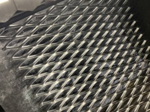 Custom Expanded Aluminum <strong>Wire</strong> <strong>Mesh</strong> For Construction And Decoration - Product Image 4