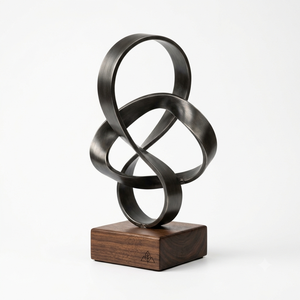 Sculpture abstraite moderne en métal argenté brossé, figurine de table de luxe en forme de vague, accent d'art métallique contemporain avec base en métal - Product Image 5