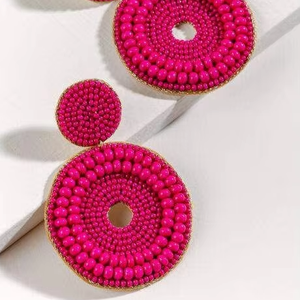 ต่างหูห้อยประดับลูกปัดสวยงาม น้ำหนักเบา ดีไซน์หรูหราสำหรับสุภาพสตรี - Product Image 1