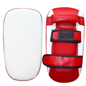 Pads de frappe en cuir PU pour la boxe, le Muay Thai et le MMA, équipement d'entraînement de kickboxing, personnalisables avec logo et design, vente en gros - Product Image 1