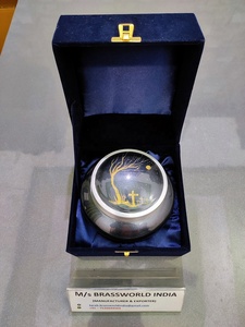 Hermosa urna de cremación Odyssey pintada a mano clásica para siempre recordada por BRASSWORLD INDIA Funeral Supplies - Product Image 3