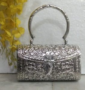 Handmade Metal Floral Flap Clutch Evening Party <b>Bag</b> With Ring Handle Elegant Decorative Beading Rectangle Shape - Product Image 2