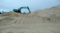 Pasir Silika Kuarsa Industri untuk Pembuatan Kaca, Pengecoran, Penyaringan Air, dan Konstruksi