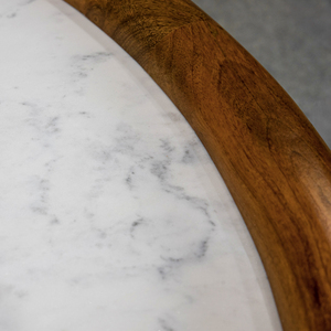 Mesa de Centro Artesanal de Madera de Mango Sólida con Forma Redonda y Tapa de Mármol, Base de Pedestal Resistente, Blanca y Natural - Product Image 4