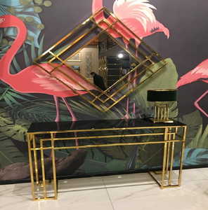 Conjunto de consola con espejo artístico de aros entrelazados dorados y base curva; disponible a precios de mayorista. - Product Image 3