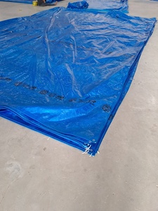Bâche enroulable bleue robuste et imperméable pour usage extérieur, en tissu tissé uni, durable, résistante aux déchirures et stabilisée aux UV - Product Image 2
